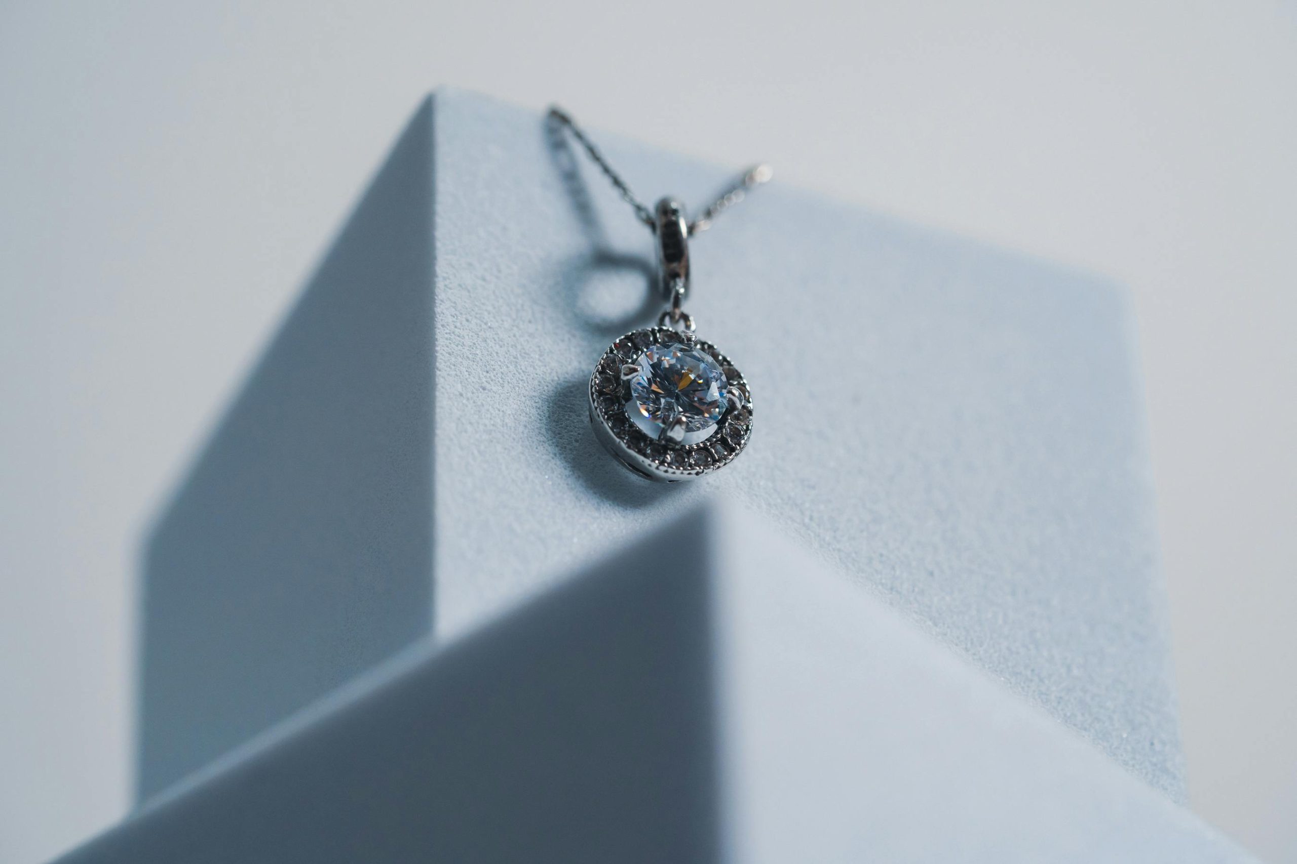 Matching Your Zodiac Sign to Its Ideal Crystal Name